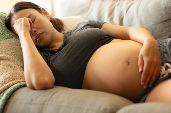 Conozca cómo se acomoda el cuerpo de las embarazas para dar espacio al bebé